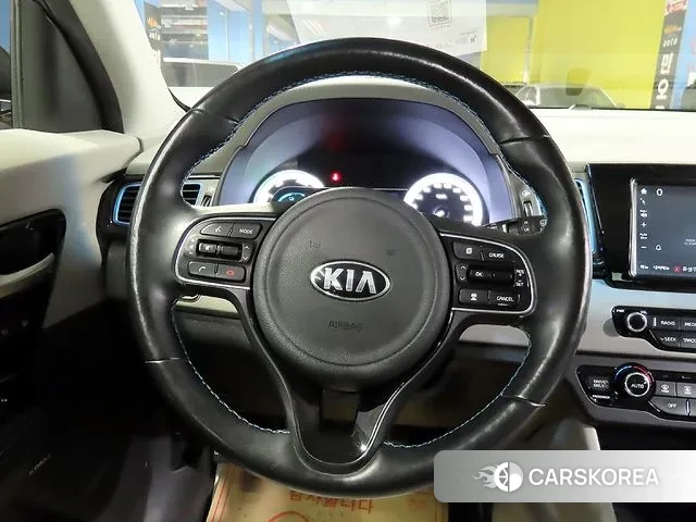 Kia Niro 2018 Серый из Кореи, фото 5