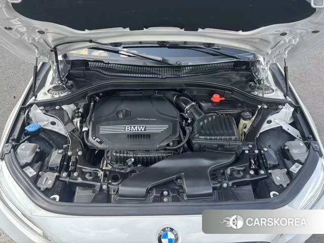 BMW 1 series 2023 Белый из Китая, фото 5