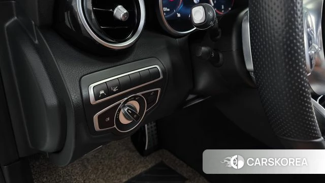 Mercedes-Benz C-Class W205 2020 Белый из Кореи, фото 5