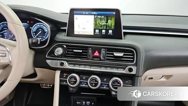 Genesis G70 2019 Серебряный из Кореи, фото 5