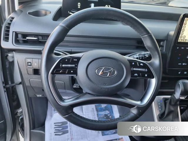 Hyundai Staria 2022 Серебристо-серый из Кореи, фото 5