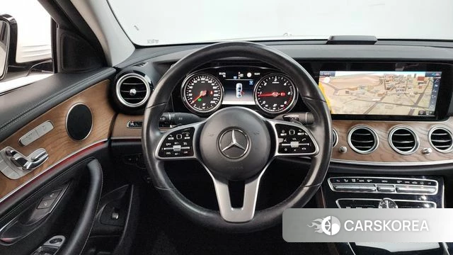 Mercedes-Benz E-Class W213 2020 Белый из Кореи, фото 5