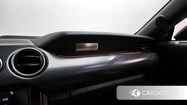 Ford Mustang 2018 Черный из Кореи, фото 5