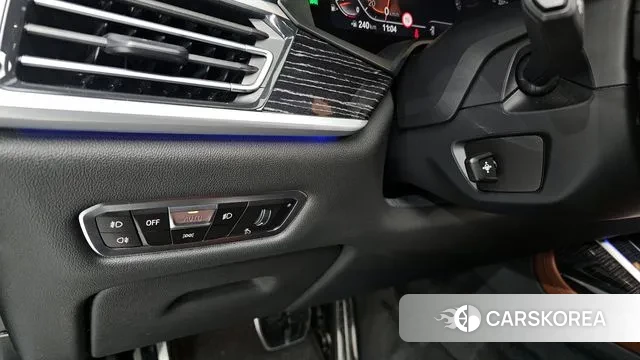 BMW X7 (G07) 2021 Черный из Кореи, фото 5