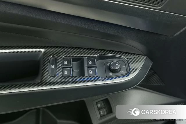 Volkswagen Passat PHEV 2023 Черный из Китая, фото 5