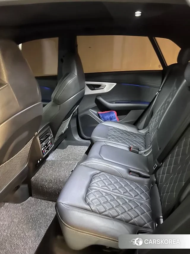 Audi Q8 (4M) 2024 Черный из Кореи, фото 5