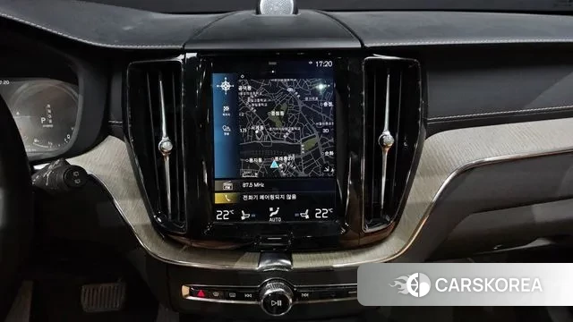 Volvo XC60 second Generation 2019 Черный из Кореи, фото 5