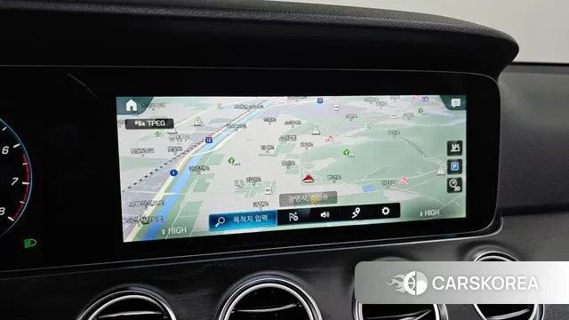 Mercedes-Benz E-Class W213 2022 Серебряный из Кореи, фото 5