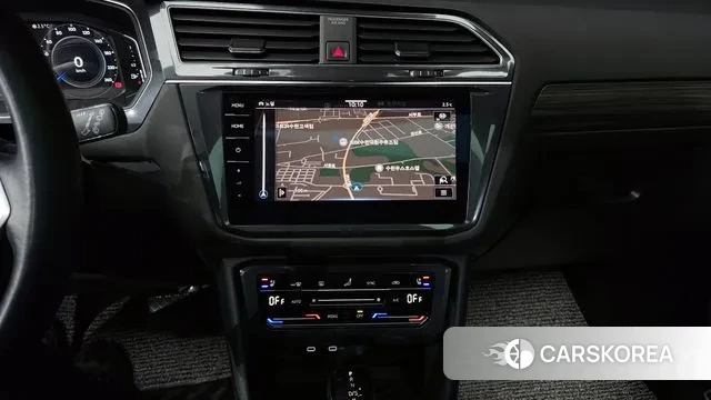 Volkswagen Tiguan Allspace 2023 Серый из Кореи, фото 5