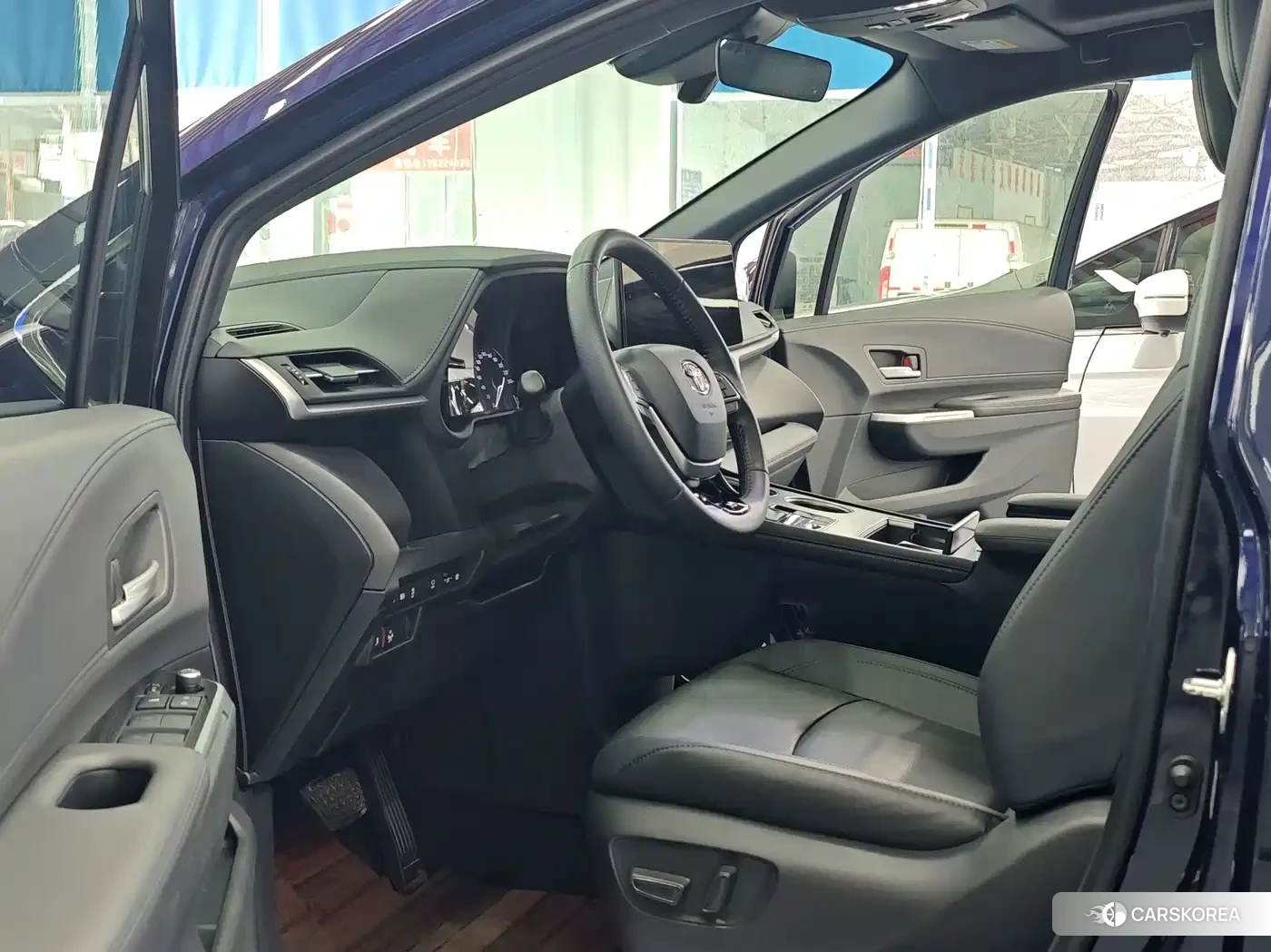 Toyota Sienna 2024 Синий из Китая, фото 5