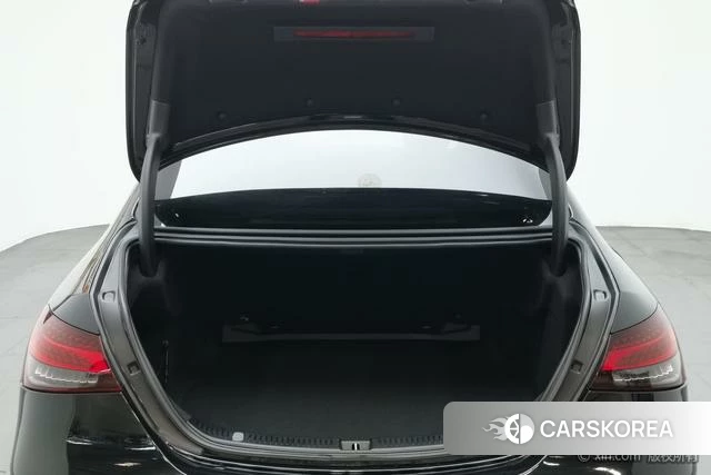 Mercedes-Benz E-class (imported) 2021 Черный из Китая, фото 5
