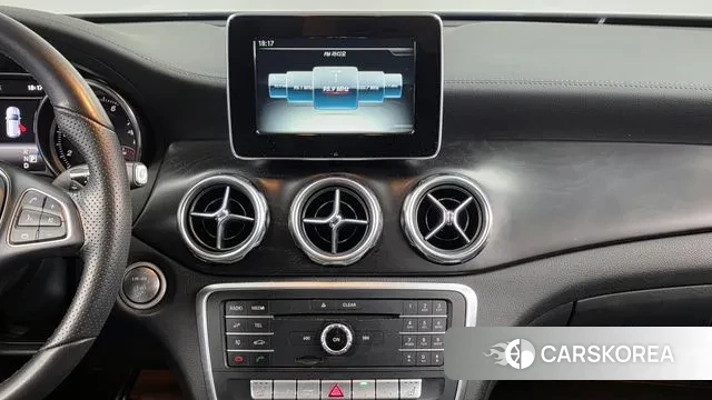 Mercedes-Benz GLA-Class X156 2018 Белый из Кореи, фото 5