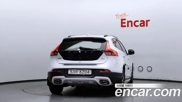 Volvo V40 Cross-Country id 2639981 из Кореи 5