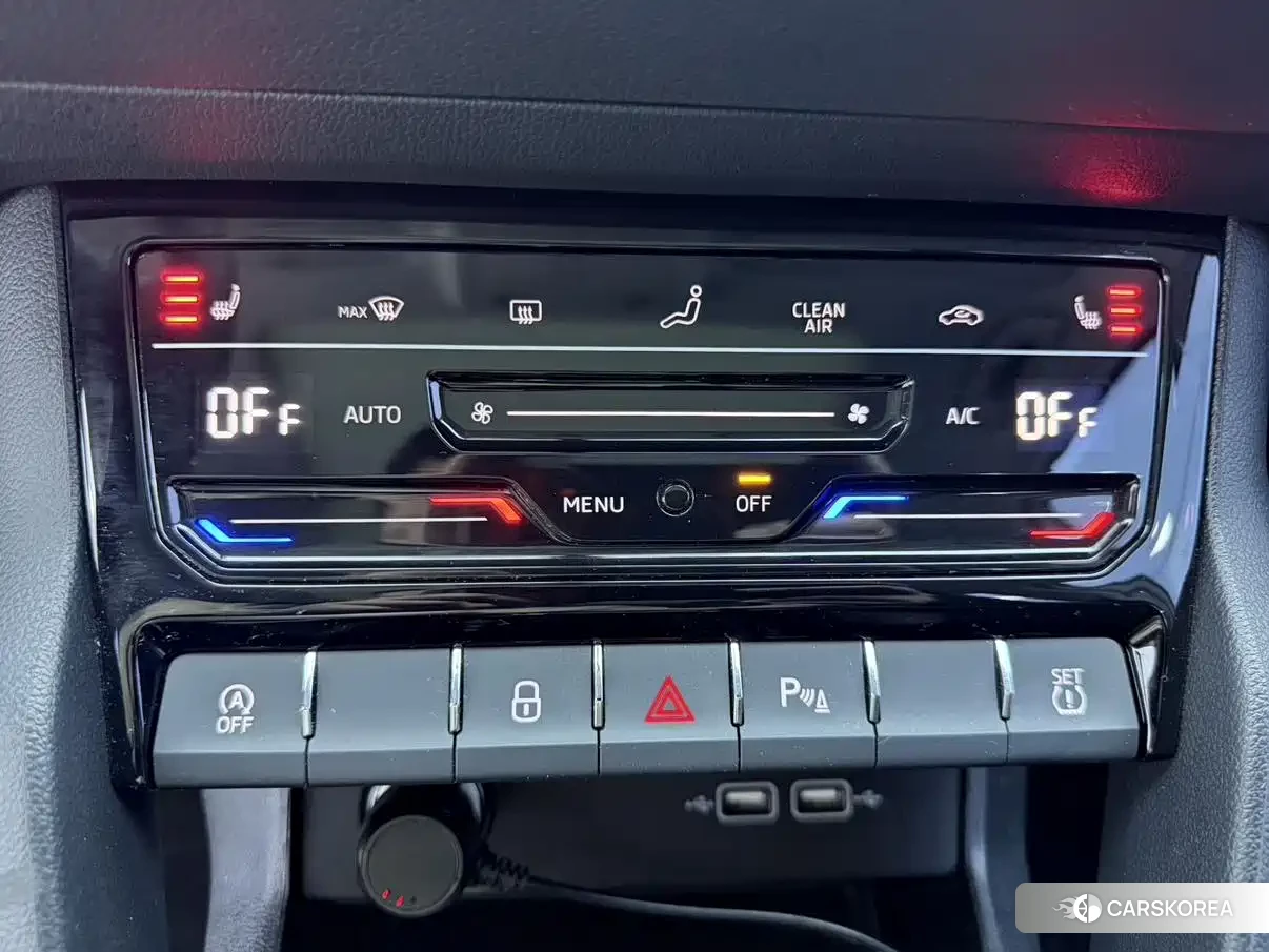 Skoda Karoq 2022 Белый из Китая, фото 5