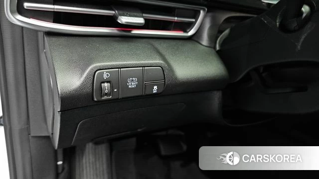 Hyundai The New Avante Hybrid (CN7) 2024 Белый из Кореи, фото 5