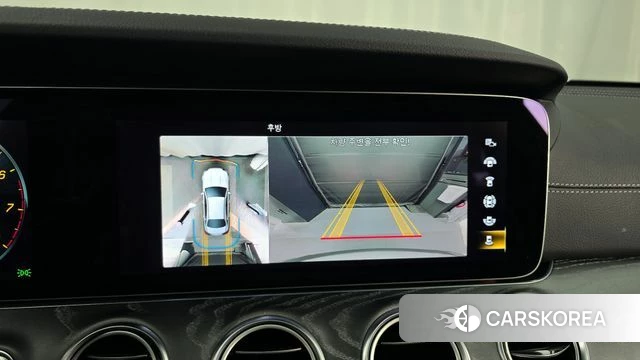 Mercedes-Benz E-Class W213 2022 Песочный из Кореи, фото 5