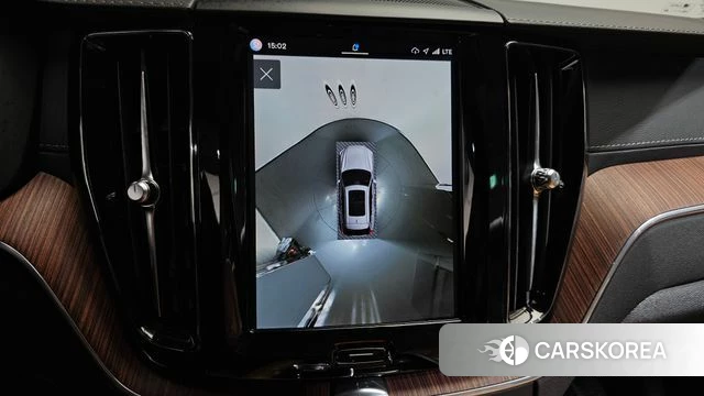 Volvo XC60 second Generation 2023 Белый из Кореи, фото 5
