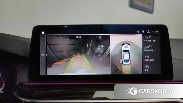 BMW 5 Series (G30) 2023 Белый из Кореи, фото 5