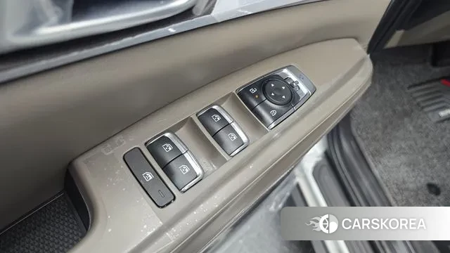 Kia The New Carnival 4th Generation 2025 Белый из Кореи, фото 5