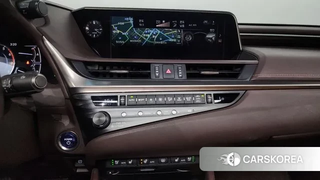 Lexus ES300h 7th generation 2019 Песочный из Кореи, фото 5