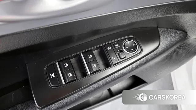 Kia The New K3 2nd generation 2023 Белый из Кореи, фото 5