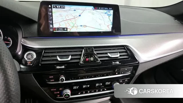 BMW 5 Series (G30) 2018 Черный из Кореи, фото 5