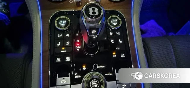 Bentley Continental GT 3rd Generation 2023 Золотой из Кореи, фото 5