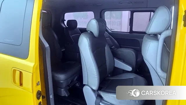 Hyundai The New Grand Starex 2019 Желтый из Кореи, фото 5