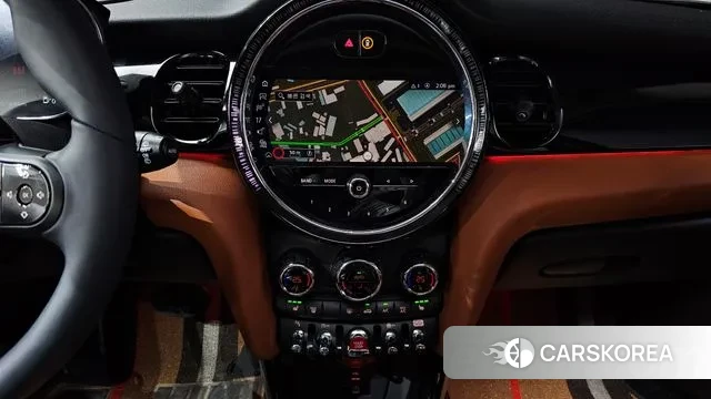 Mini Cooper S 2023 Красный из Кореи, фото 5