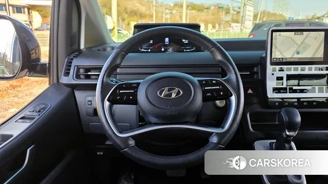 Hyundai Staria 2023 Белый из Кореи, фото 5