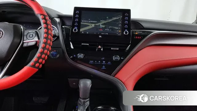 Toyota Camry (XV70) 2024 Белый из Кореи, фото 5