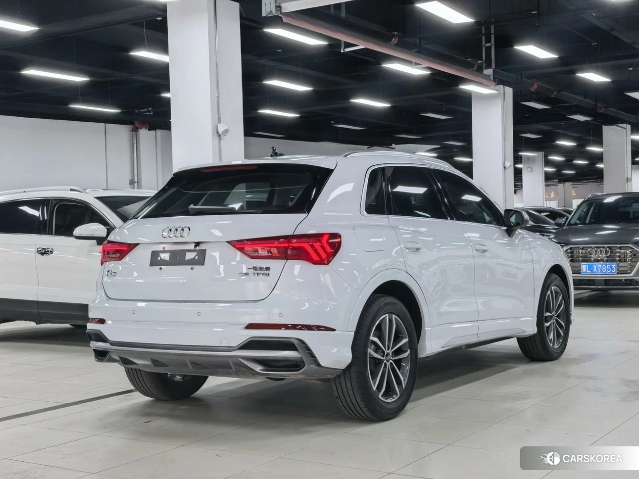 Audi Q3 2022 Белый из Китая, фото 5