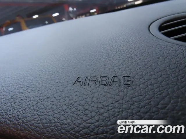 Kia Stonic 2018 Белый из Кореи, фото 5