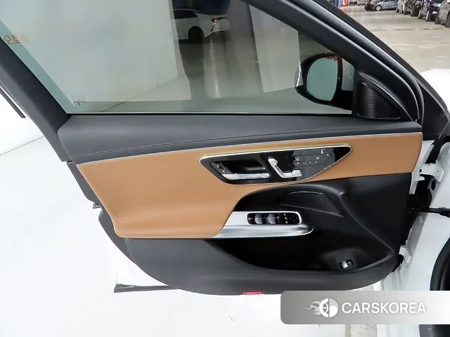 Mercedes-Benz E-Class W214 2024 Белый из Кореи, фото 5