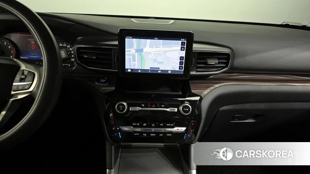 Ford Explorer 6th Generation 2023 Белый из Кореи, фото 5