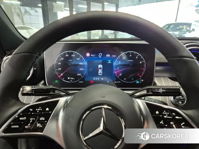 Mercedes-Benz C-Class W206 2025 Черный из Кореи, фото 5