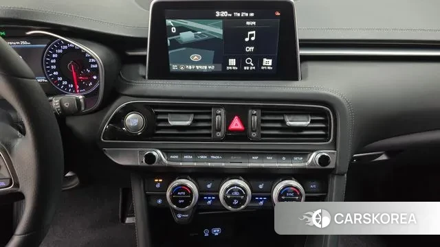 Genesis G70 2019 Белый из Кореи, фото 5