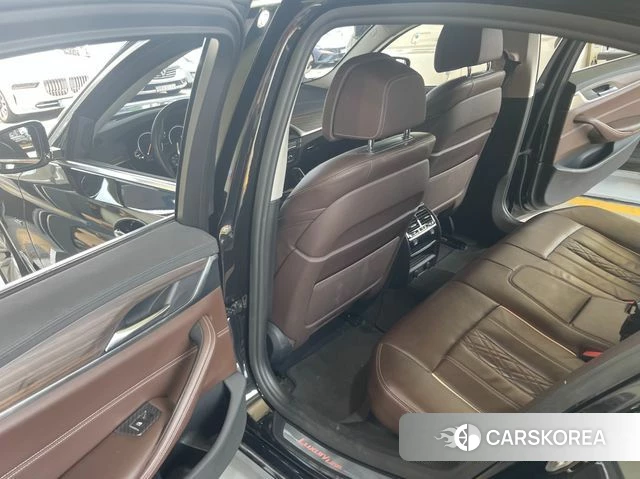 BMW 5 Series (G30) 2018 Черный из Кореи, фото 5