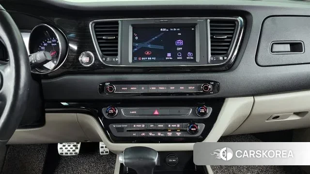 Kia The New Carnival 2018 Серый из Кореи, фото 5