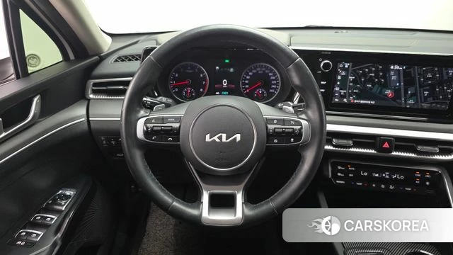 Kia K5 3rd generation 2022 Белый из Кореи, фото 5