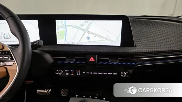 Kia EV6 2023 Белый из Кореи, фото 5