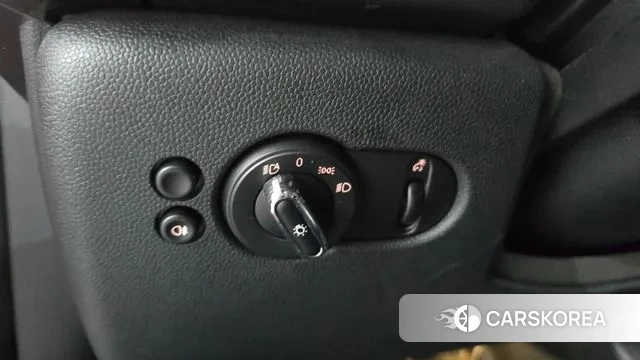 Mini Cooper 2021 Красный из Кореи, фото 5