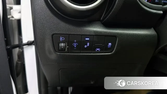 Hyundai Kona 2020 Белый из Кореи, фото 5