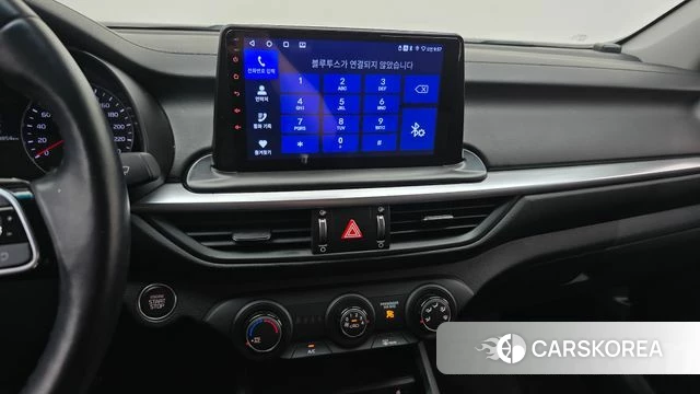 Kia The New K3 2nd generation 2022 Белый из Кореи, фото 5