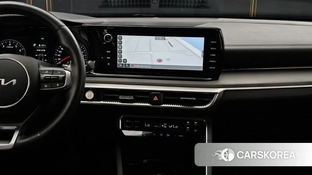 Kia K5 3rd generation 2023 Белый из Кореи, фото 5