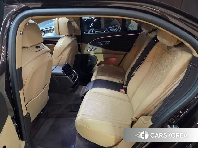 Bentley Flying Spur 3rd Generation 2021 Коричневый из Кореи, фото 5