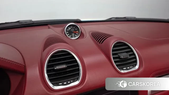 Porsche 718 Boxster 2021 Небесно-голубой из Кореи, фото 5