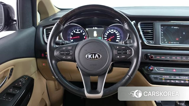 Kia The New Carnival 2018 Черный из Кореи, фото 5