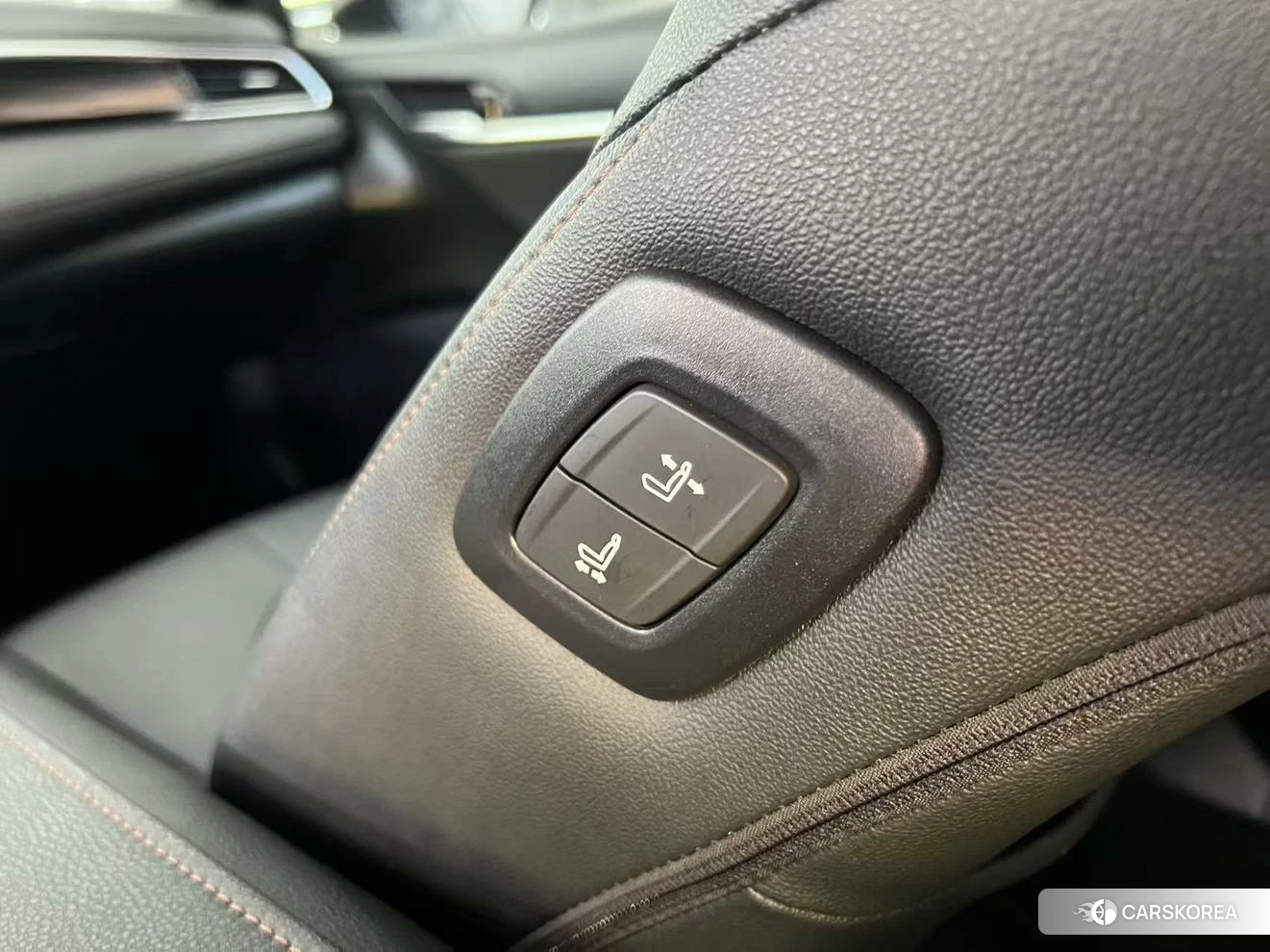 Toyota Camry 2019 Серебристо-серый из Китая, фото 5