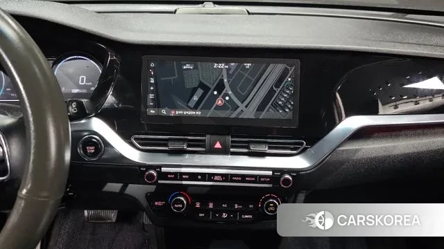 Kia Niro Plus 2023 Белый из Кореи, фото 5